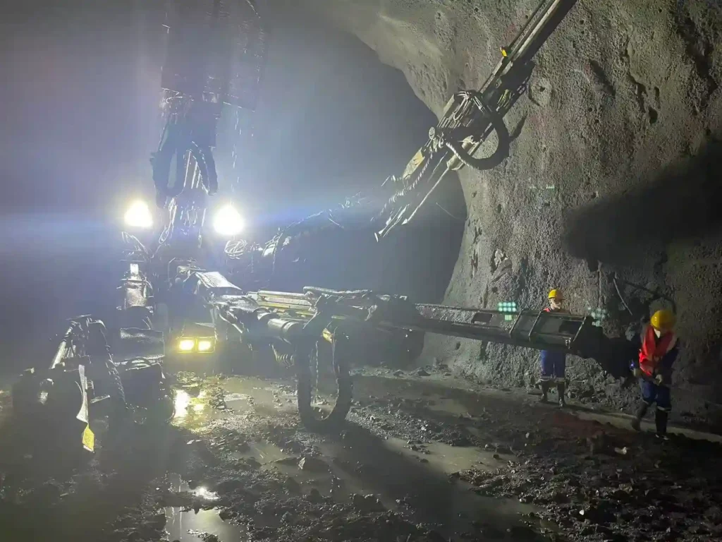 Construcción de perforadoras de rocas-2