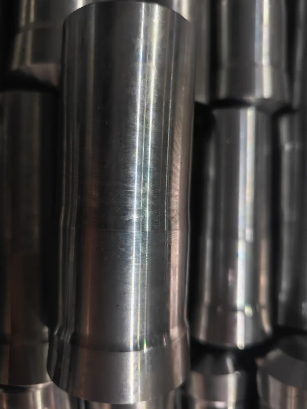 Manguito de acoplamiento para perforación de rocas